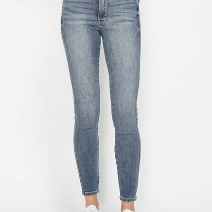 Judy Blue Full Size Tummy Control Contrast Wash Skinny Jeans