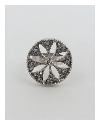 Adjustable cut out flower ring