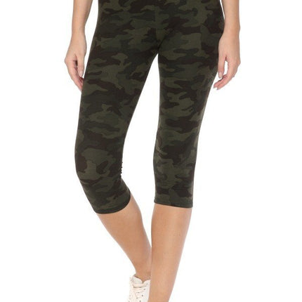 Multi-color Print, Cropped Capri Leggings In A Fitted Style With A Banded High Waist