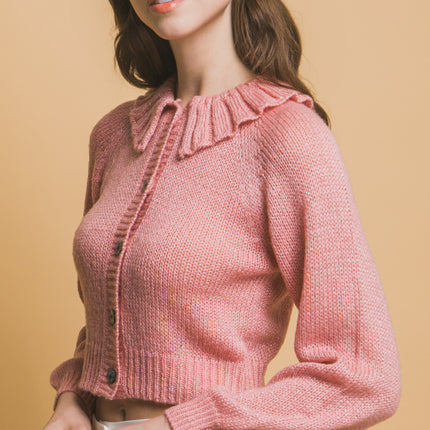 Short collard sweater