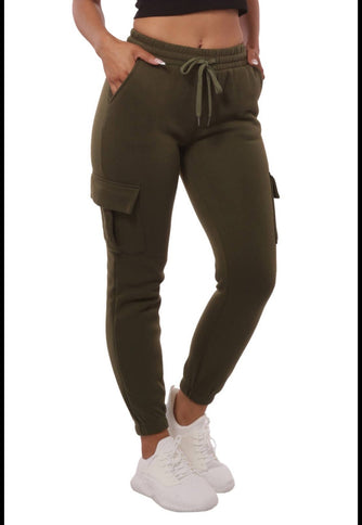 Hunter Green Women's Fleeced Lined Cargo Jogger Sweatpants