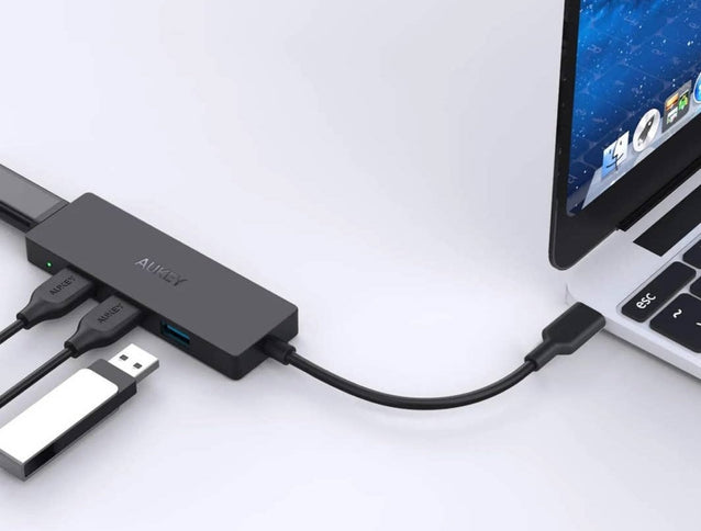 Aukey ultra slim USB-C to USB-A data hub